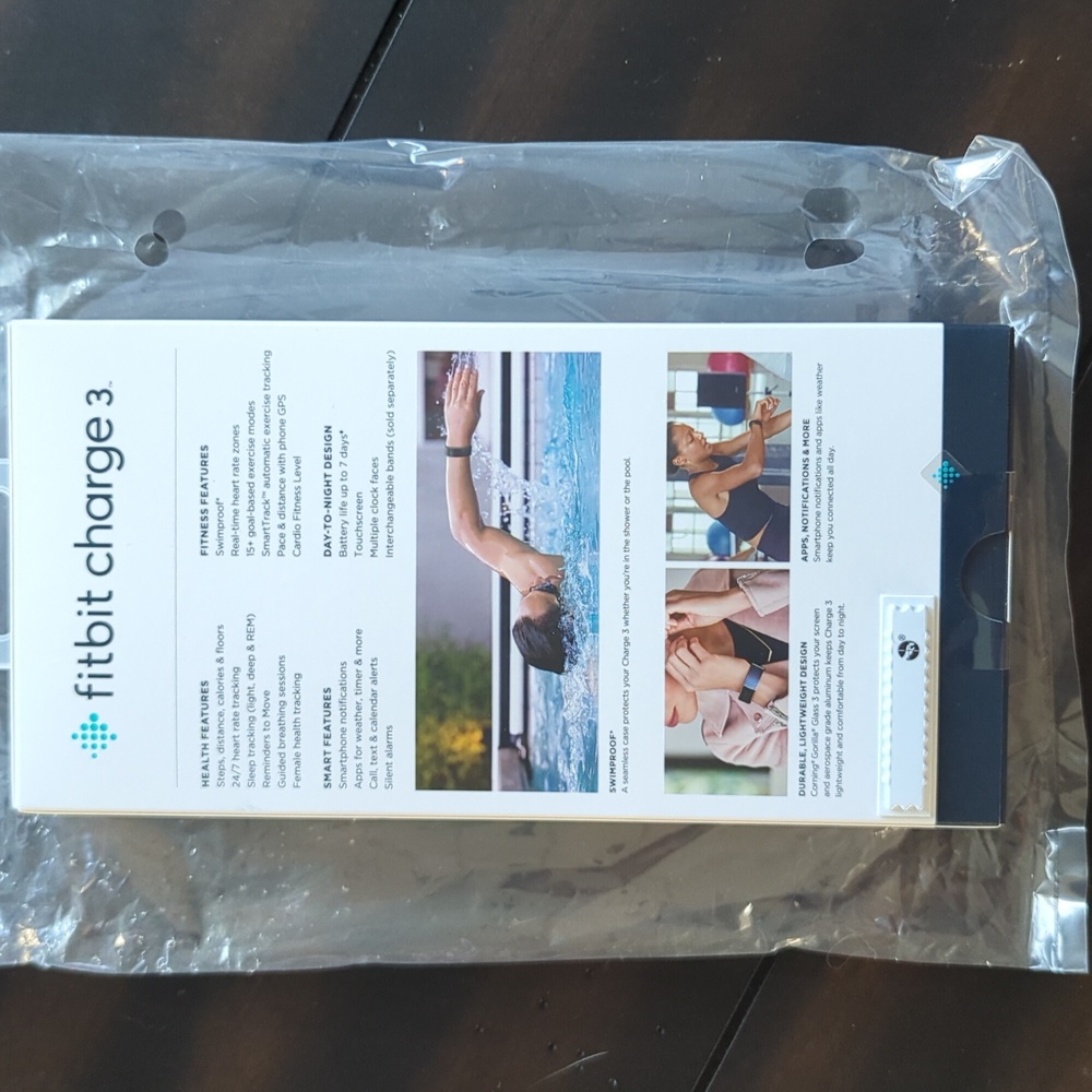 Fitbit Charge 3 Graphite Smartwatch - Picture 2 of 4